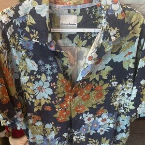 Tommy Bahama Men’s Short Sleeve Floral Shirt - Multicolor